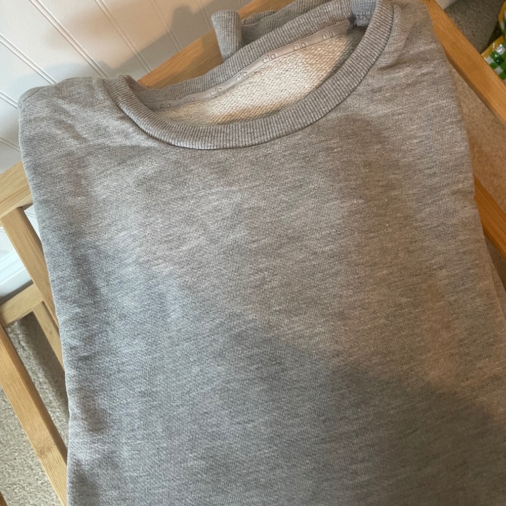 Alo grey sweatshirt